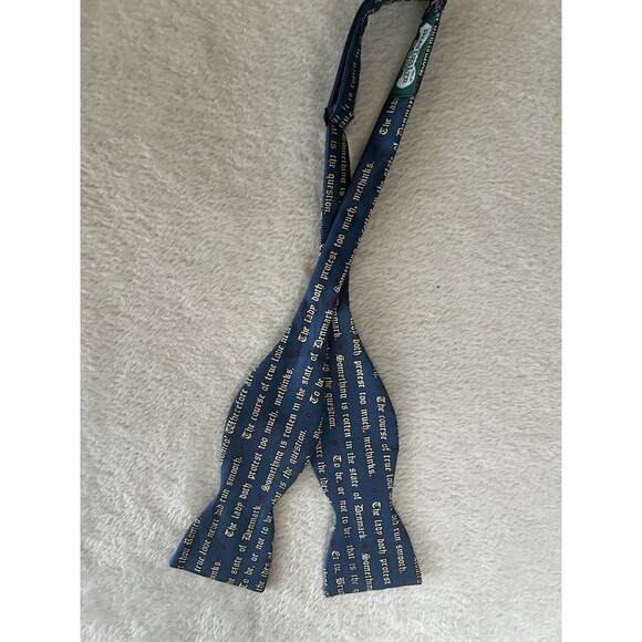 Beau Ties of Vermont Shakespeare Quotes Bow Tie Blue Silk - Picture 1 of 3